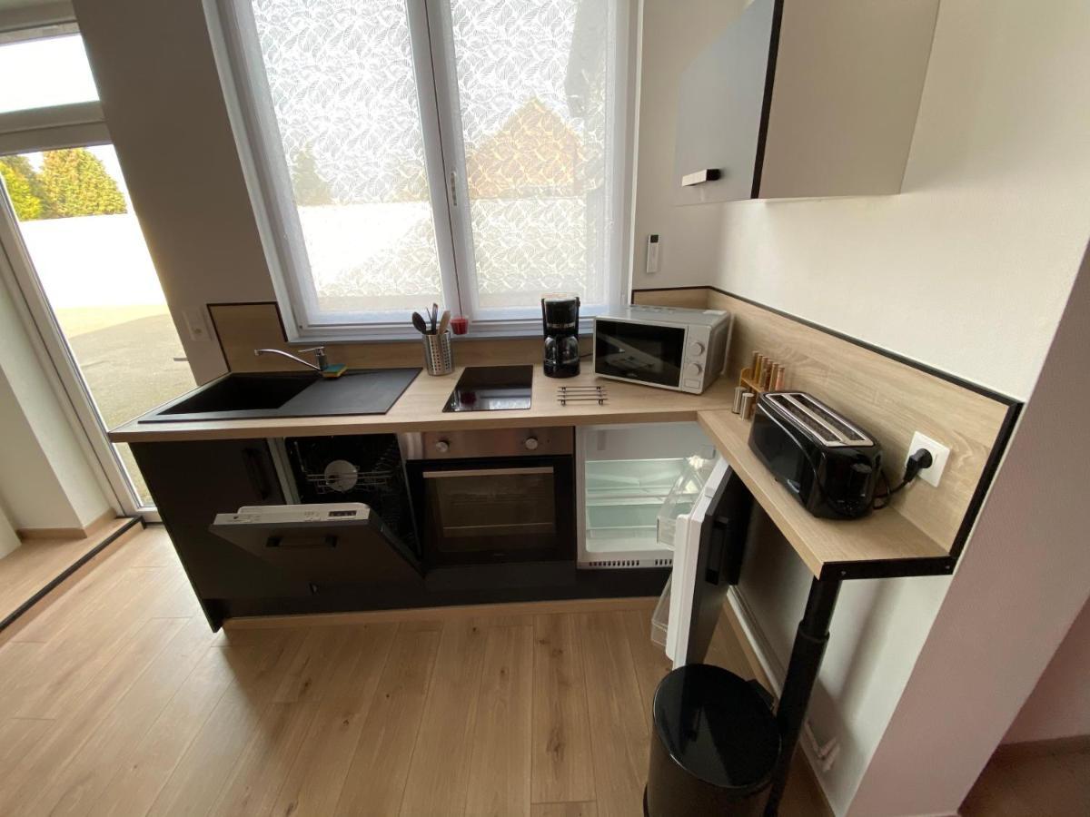 Logements Equipes A Onnaing Avec Espace Balneo En Option Proche Toyota, Autoroute Et Valenciennes Eksteriør billede