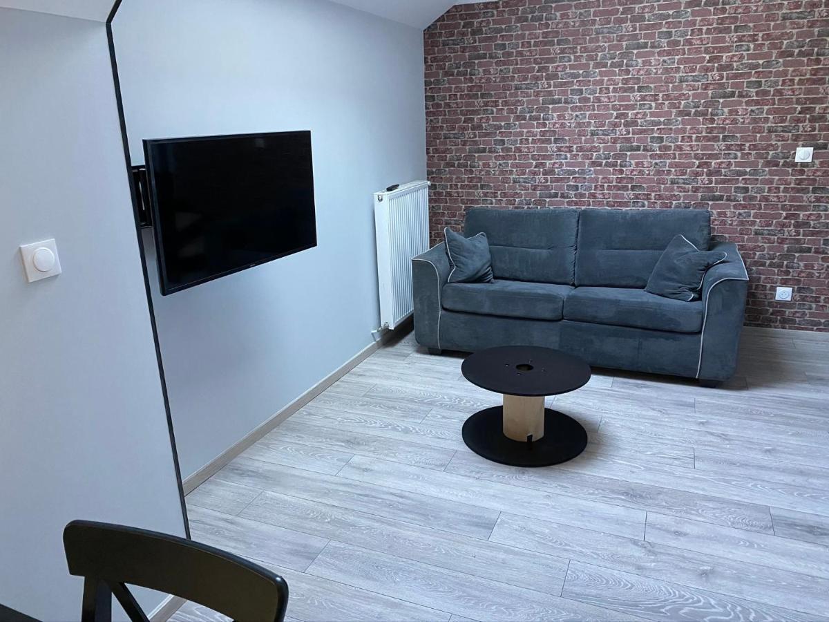 Logements Equipes A Onnaing Avec Espace Balneo En Option Proche Toyota, Autoroute Et Valenciennes Eksteriør billede